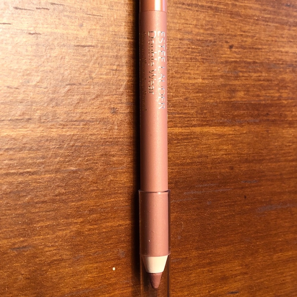 4/$10 Estee Lauder Double Wear Stay-in-Place Lip